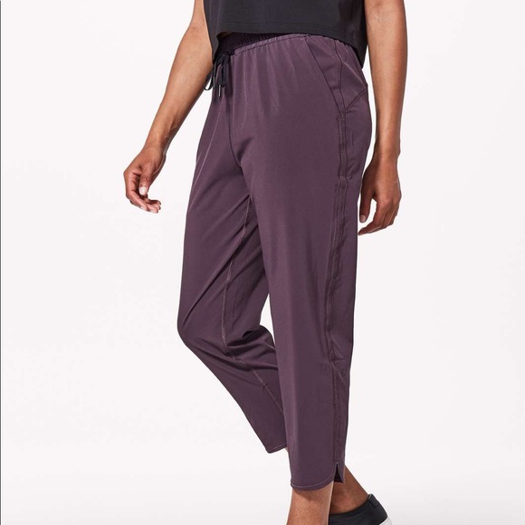 lululemon athletica Pants - Lululemon keep it classic crop 23”